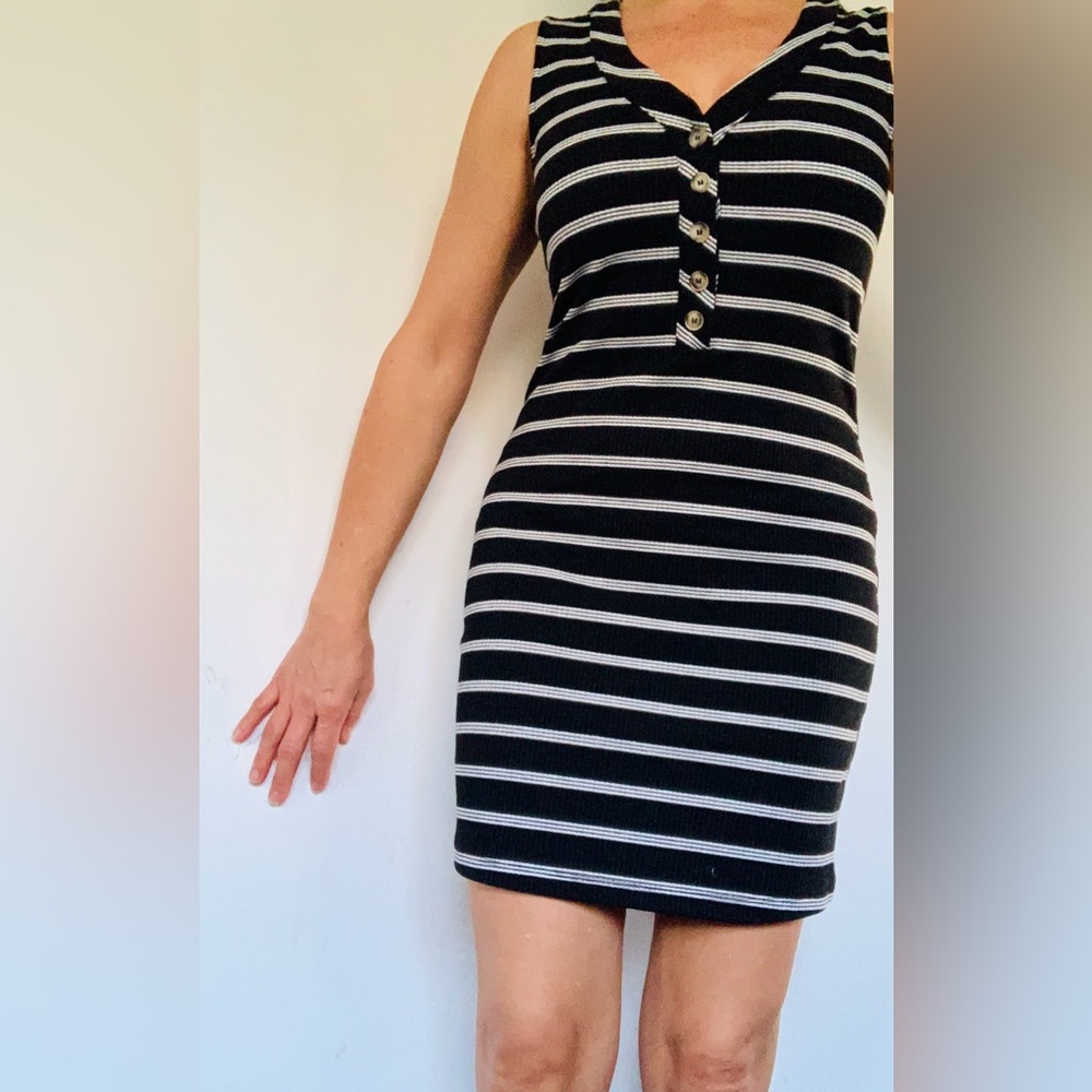 Heartloom Sleeveless Dress